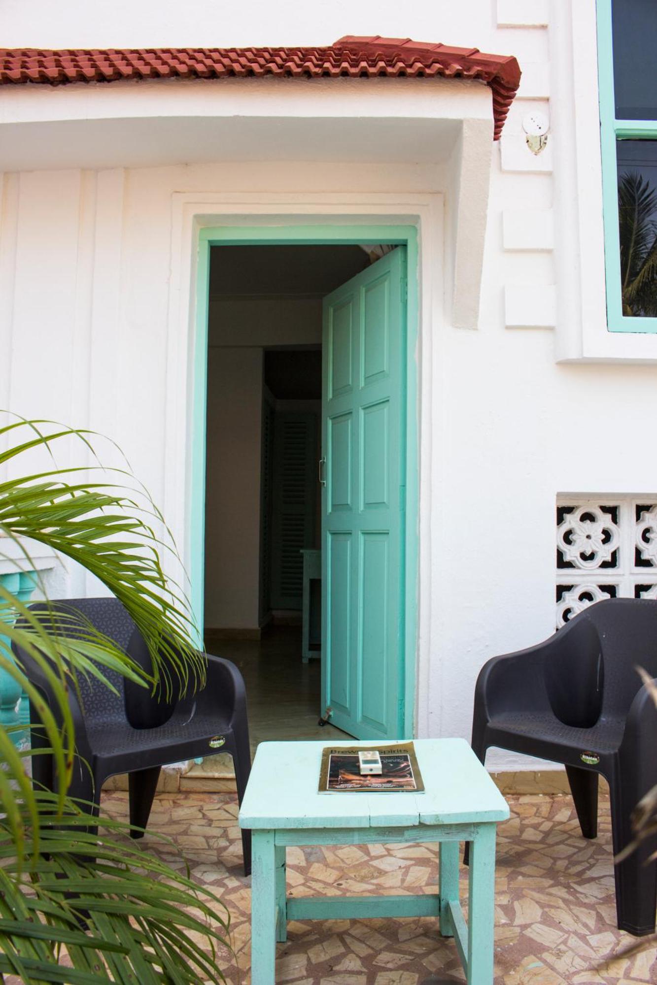 Turquoiise House Hotel Morjim Luaran gambar